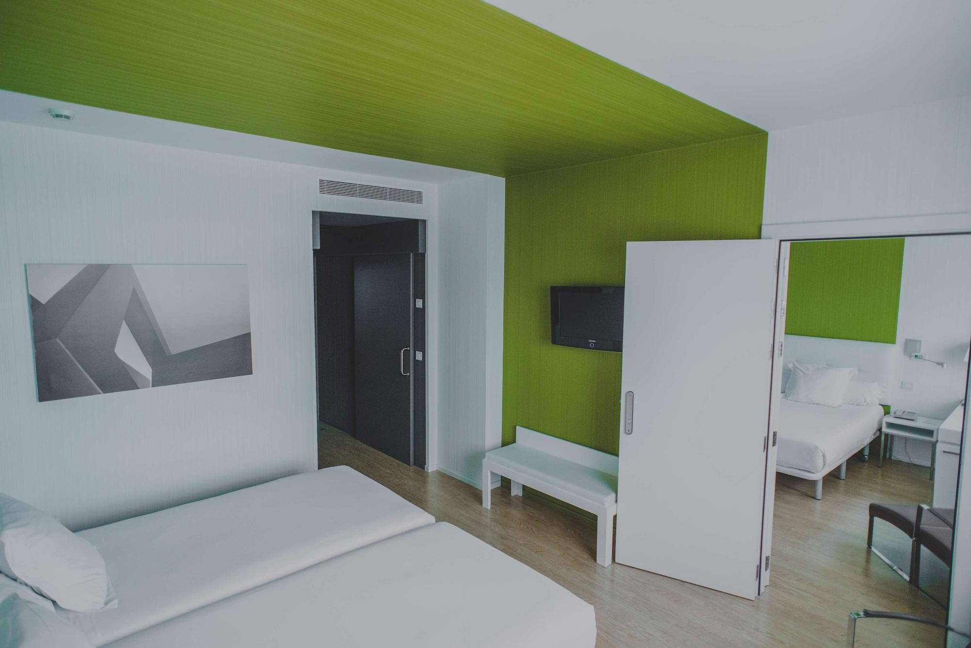 Hotel Zentral Castellana Norte Madrid Exterior photo