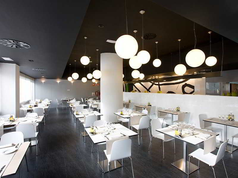Hotel Zentral Castellana Norte Madrid Exterior photo