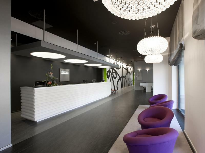Hotel Zentral Castellana Norte Madrid Exterior photo